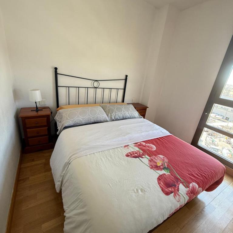 Cálido apartamento con PISCINA y garaje - Apartamento de 1 dormitorio - 10