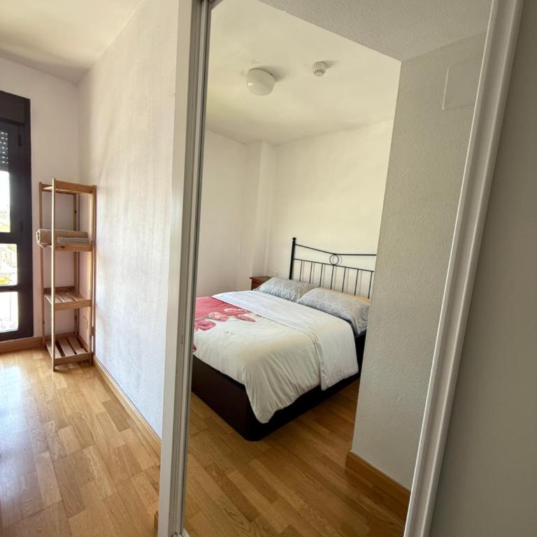 Cálido apartamento con PISCINA y garaje - Apartamento de 1 dormitorio - 14