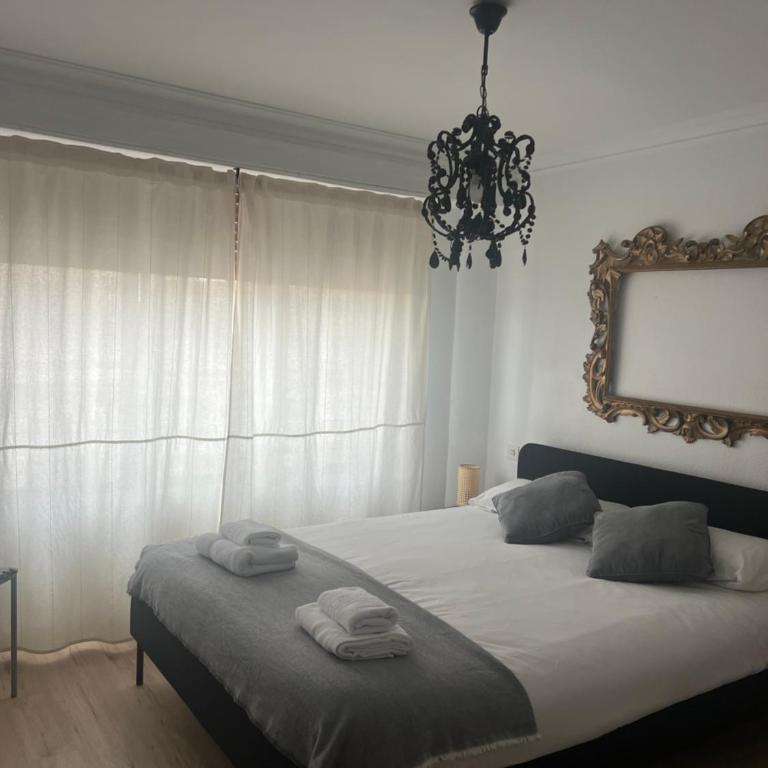 Doña Jimena - Apartamento de 2 dormitorios con terraza - 4