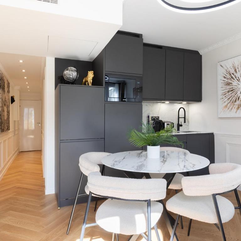 Pick A Flat's Apartments in Batignolles - Rue Gauthey - One-Bedroom Apartment - 12