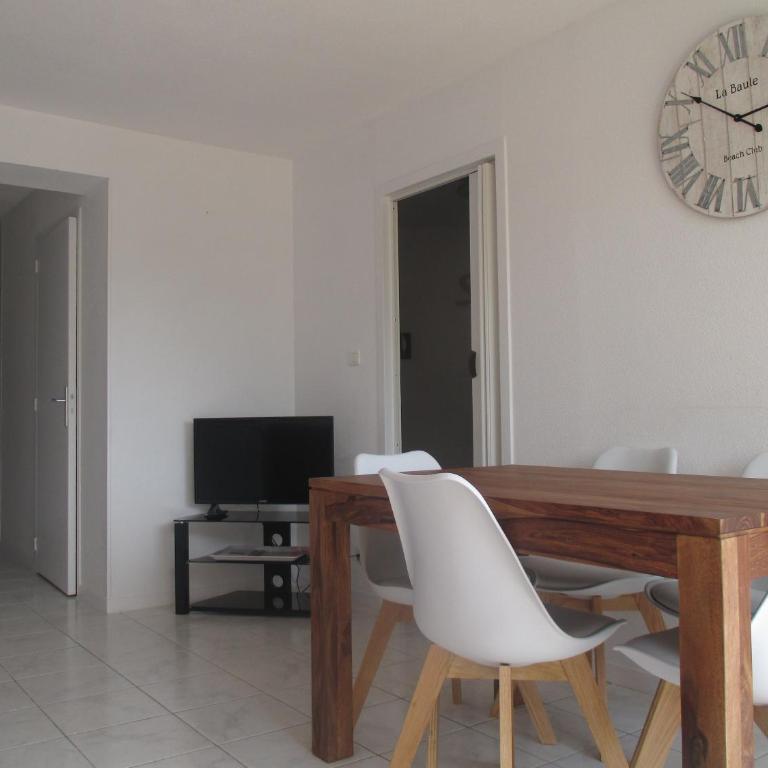 Appartement rénové 1 chambre ,rez de jardin,belle terrasse,proche plages,Carnac 2025-00427 - Appartement 2 Chambres - 13