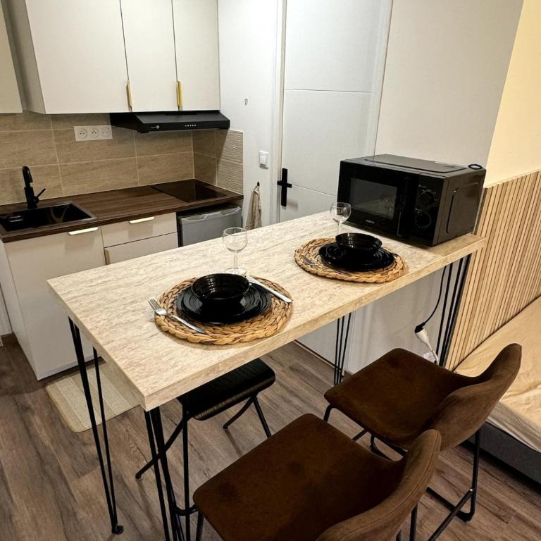 Studio with swimming pool - Appartement 1 Chambre - 9