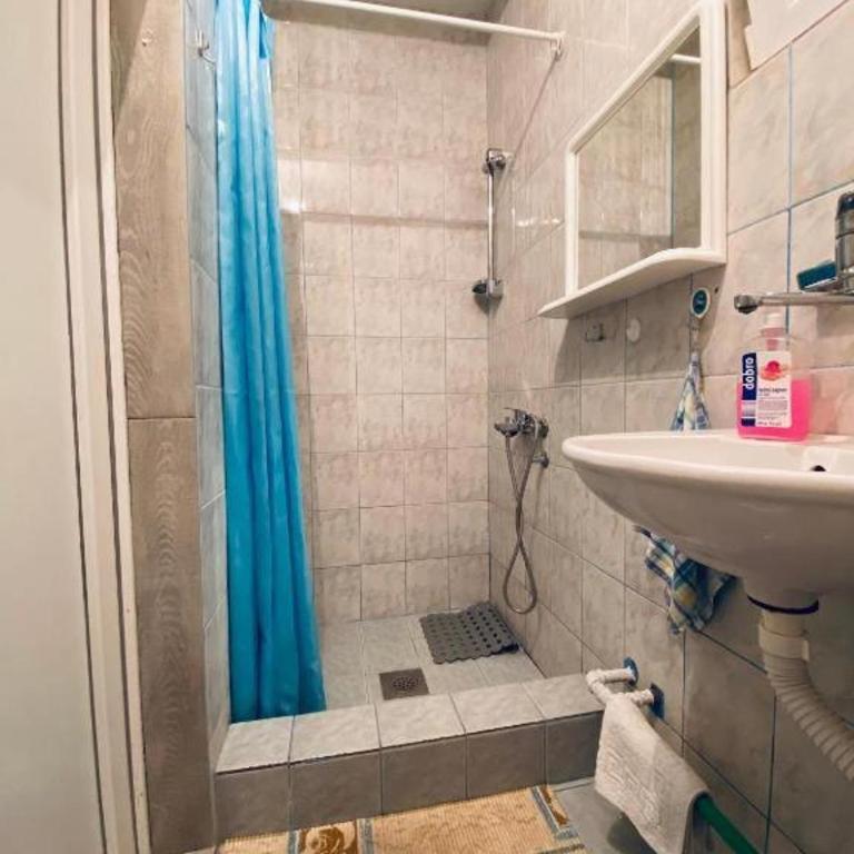 Guest house - Apartman sa 2 Spavaće Sobe - 6