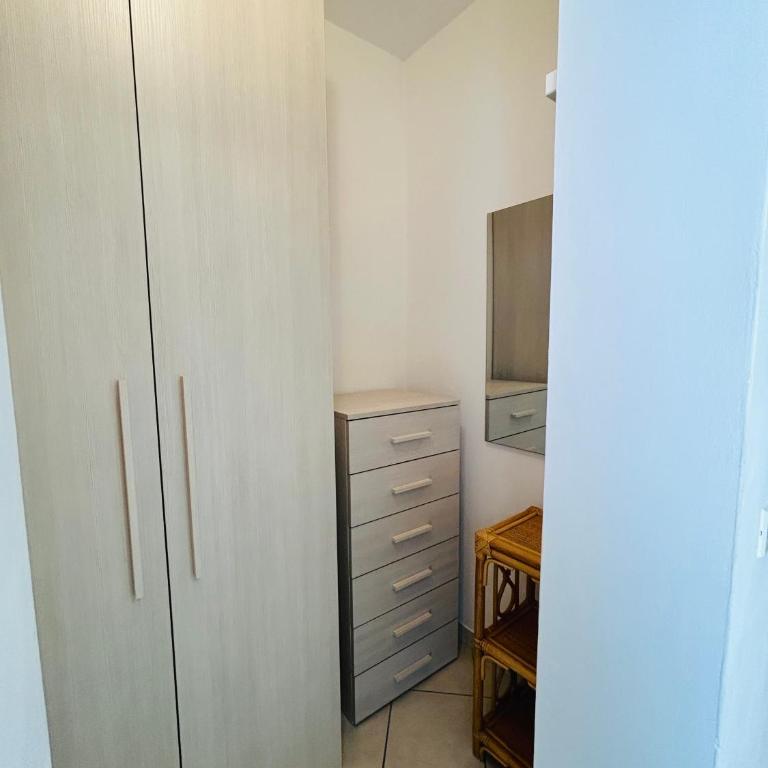 Appartamenti Bixio Leisure- Flexrent Immobiliare Abissinia - Two-Bedroom Apartment - 29
