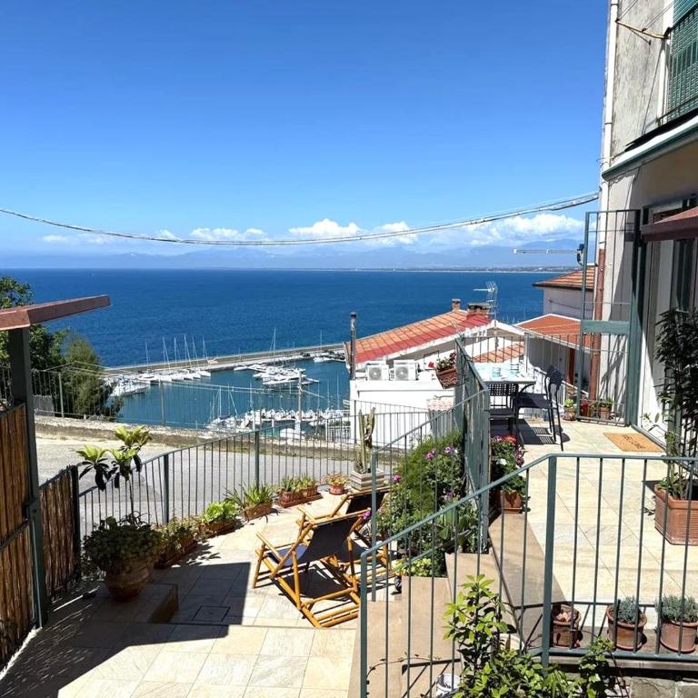 Panoramic on Port near Center "The Beach and The Cliff" 3 - Appartamento con 1 Camera da Letto e Vista Mare - 8