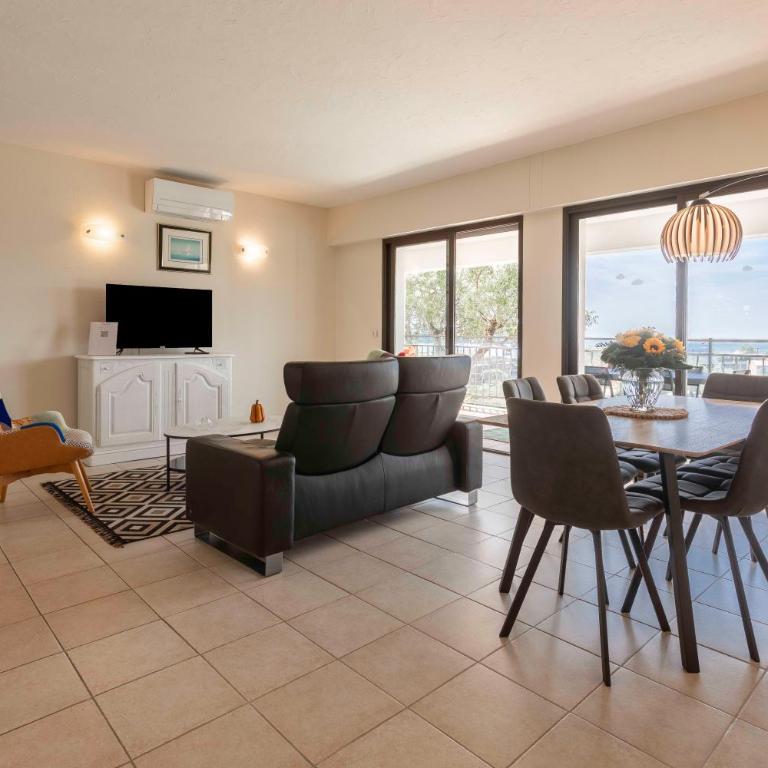 Le PLEIN SUD - Appartement 3 Chambres - Vue sur Mer - 14