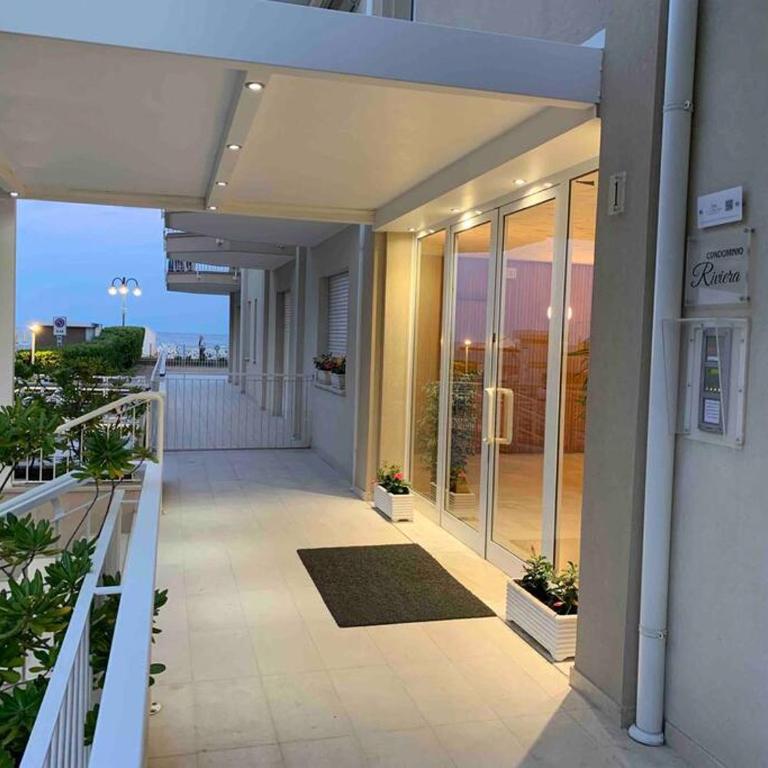 Suite bianca fronte mare - Appartamento con 1 Camera da Letto - 34