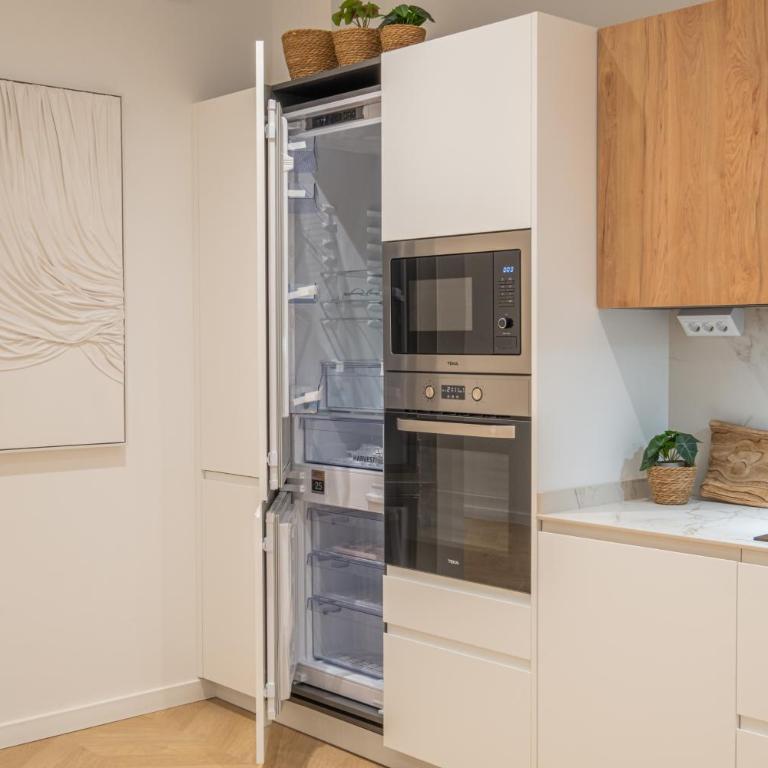 Flats poeta serrano - Three-Bedroom Apartment - 50
