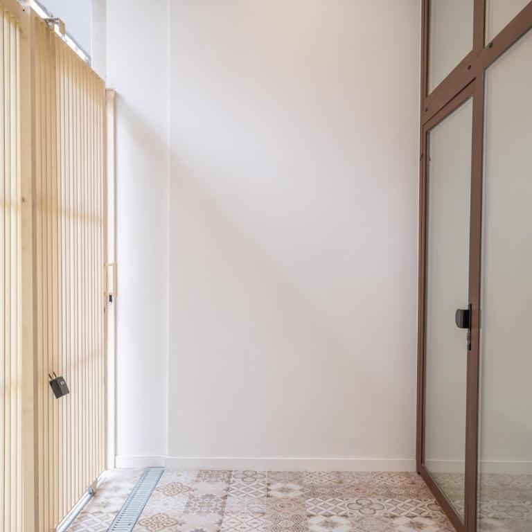 Flats poeta serrano - Three-Bedroom Apartment - 40