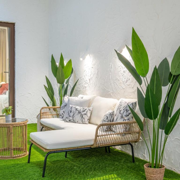 Flats poeta serrano - Three-Bedroom Apartment - 25