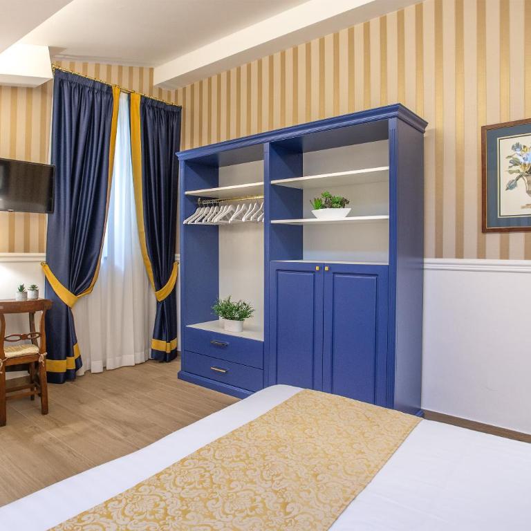 Boutique Hotel del Corso - Camera Tripla Classic - 2