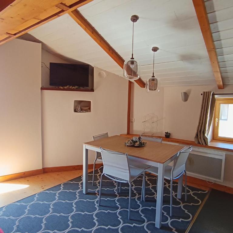 Appartement cosy 4 pers, proche pistes et commerces, Montgenèvre - FR-1-445-202 - Apartment - 11