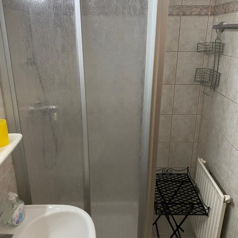 Appartements Schitter - Apartment with Shower - 13