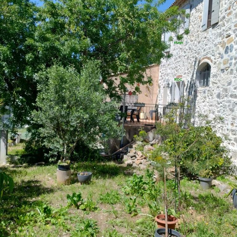 Joli T2 1er etage ancienne bergerie - Apartamento - 2