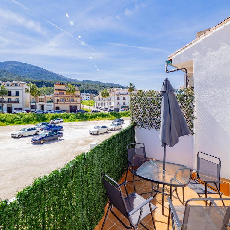 Cubo's La Perla Town Center House - Vacation Home - 44
