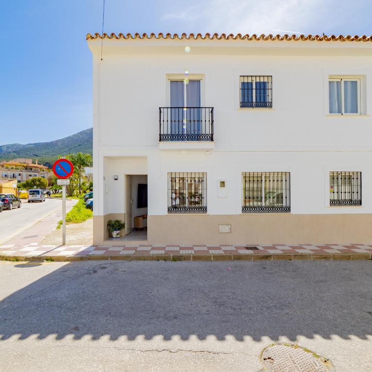 Cubo's La Perla Town Center House - Vacation Home - 56