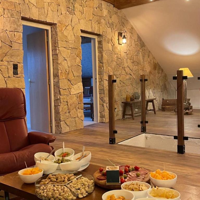 Gîte confort 15 couchages, vue panoramique Montagne Hautes Alpes, Terrasses - Casa de 6 dormitorios - 21