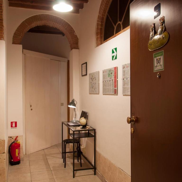 Bed & Tower - Camera Matrimoniale - 11