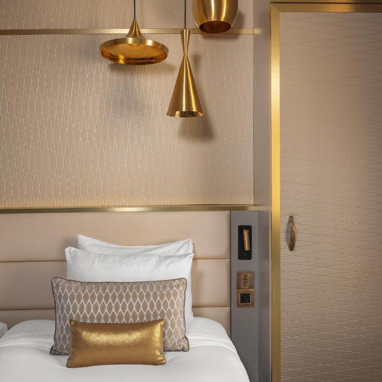 Niepce Paris, Curio Collection By Hilton - Camera Privilege Doppia con Letti Singoli - 3
