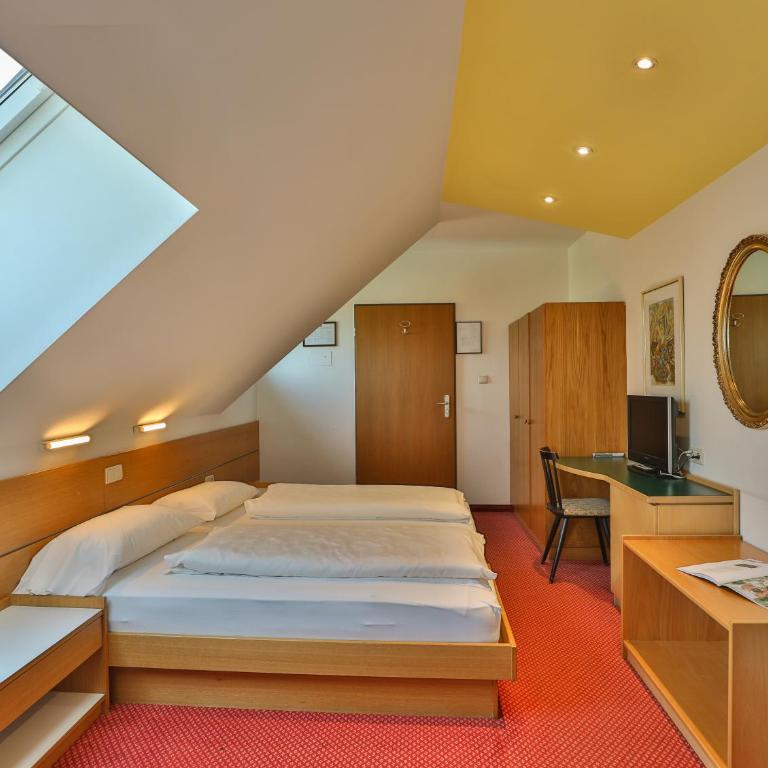 Hotel Sparerhof - Zweibettzimmer - 17