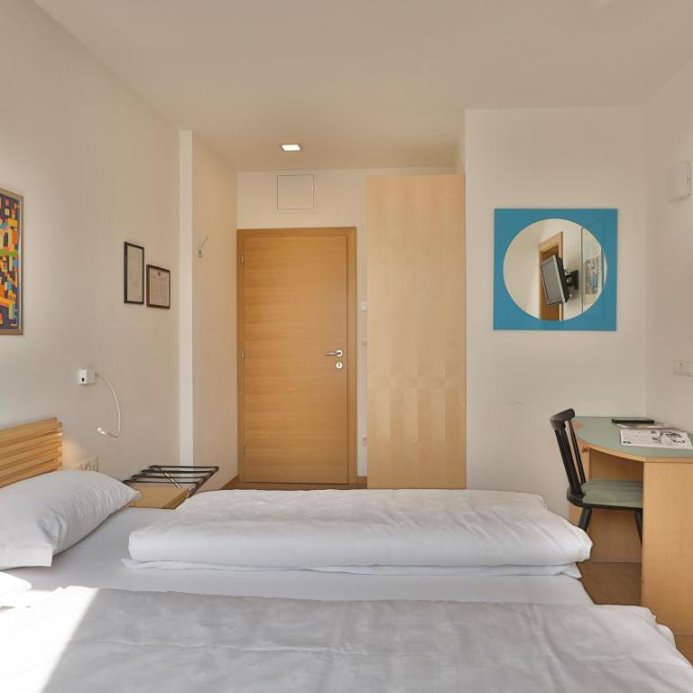 Hotel Sparerhof - Zweibettzimmer - 13