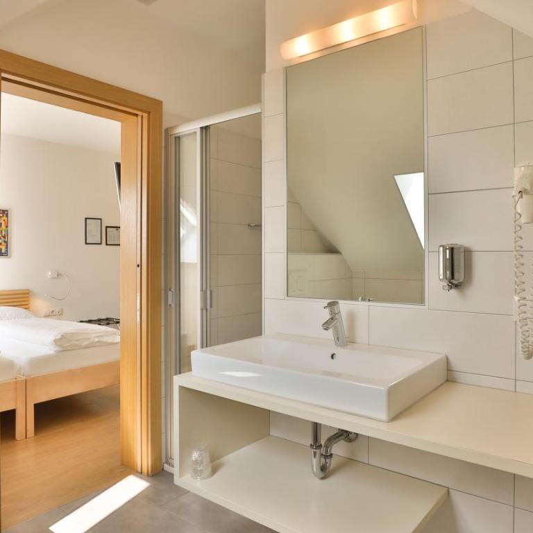 Hotel Sparerhof - Zweibettzimmer - 12