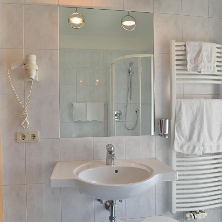 Hotel Sparerhof - Zweibettzimmer - 3