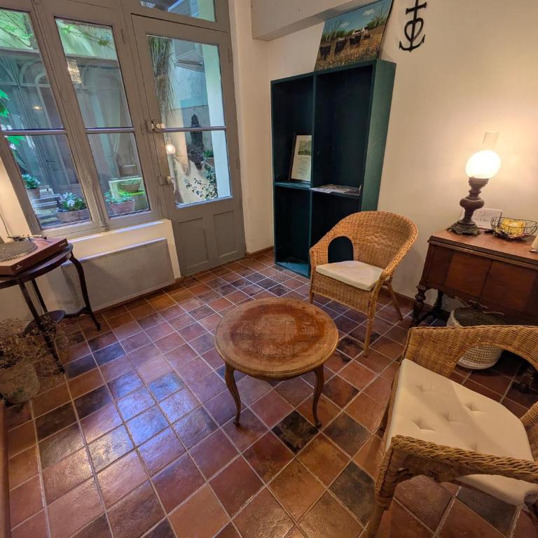 Logement clim et patio centre remparts - Doppelzimmer - 5