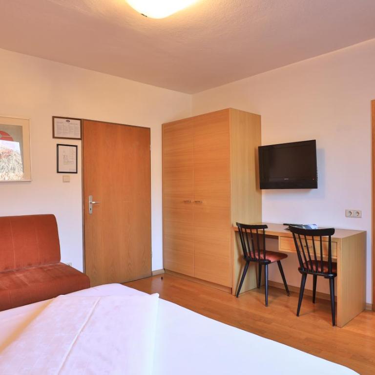 Hotel Sparerhof - Dreibettzimmer - 16