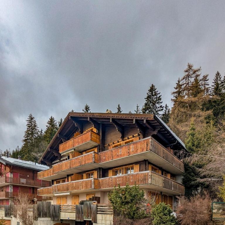 Centered Ski/Swim Ap. w/ private yard & fireplace - Apartment mit 1 Schlafzimmer - 22