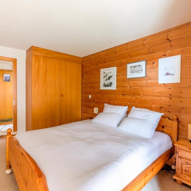 Centered Ski/Swim Ap. w/ private yard & fireplace - Apartment mit 1 Schlafzimmer - 2