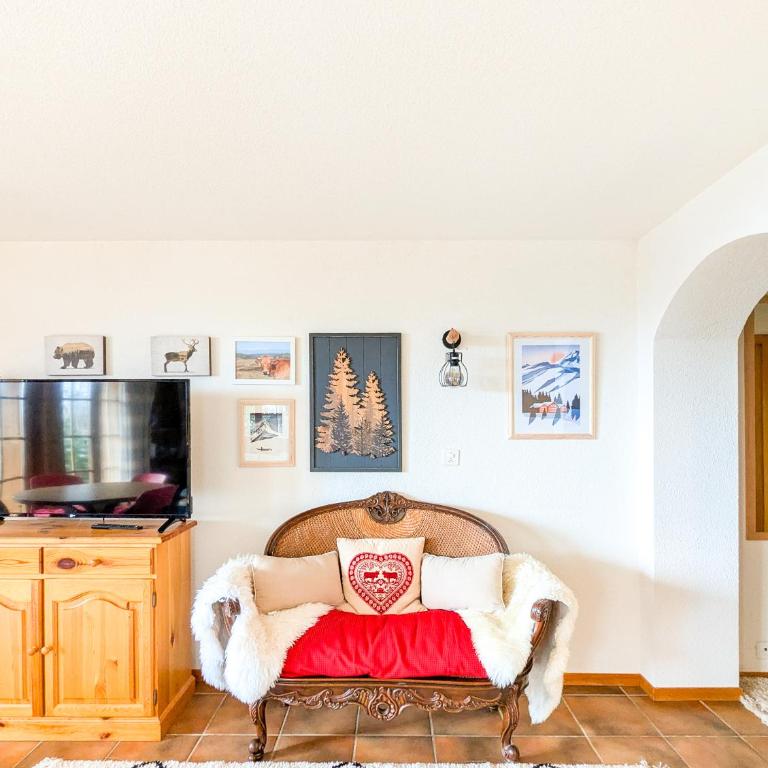 Centered Ski/Swim Ap. w/ private yard & fireplace - Apartment mit 1 Schlafzimmer - 10