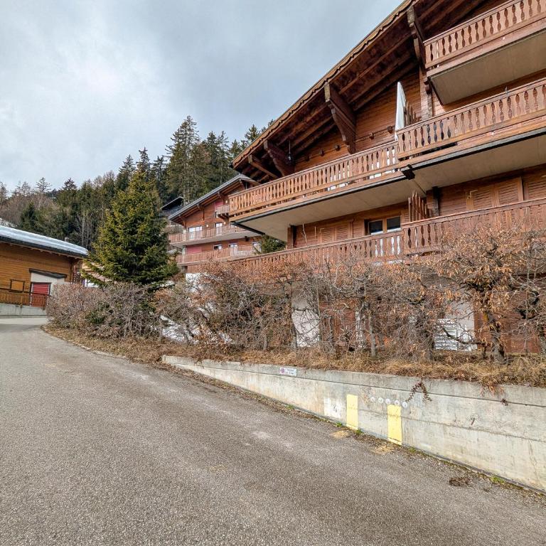 Centered Ski/Swim Ap. w/ private yard & fireplace - Apartment mit 1 Schlafzimmer - 13