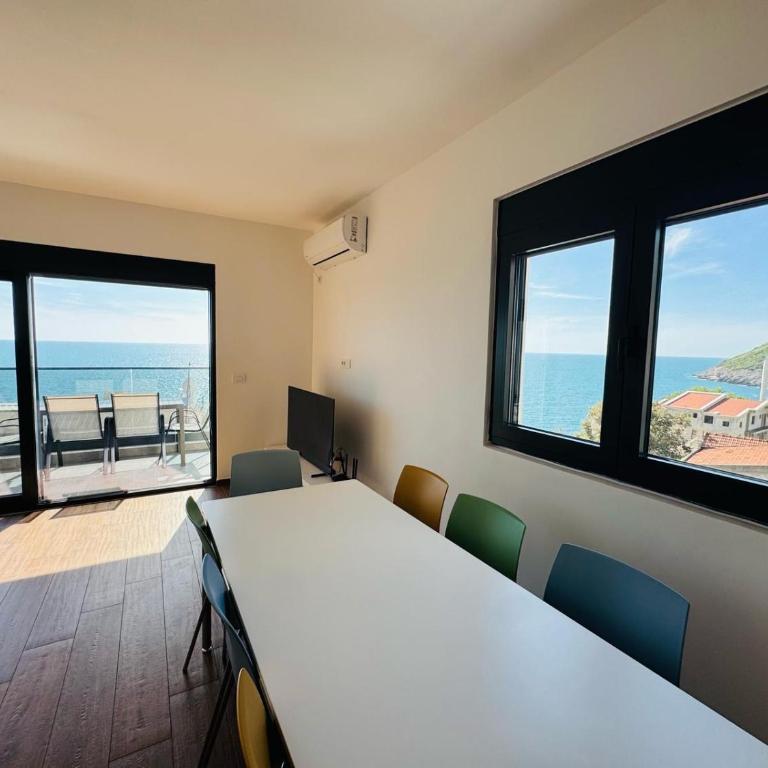 Swiss DELUXE Appartement - Two-Bedroom Apartment - 25