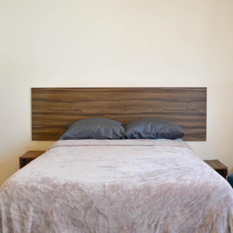 Casa Talento hostal hotel coliving - Double Room with Shared Bathroom - 15