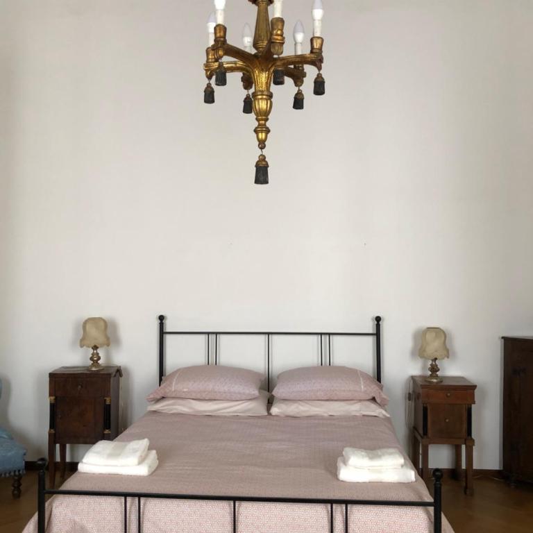 Palazzo 1500 Frescobaldi - Piano nobile x 5 - A Casa di Alfonso - Three-Bedroom Apartment - 16