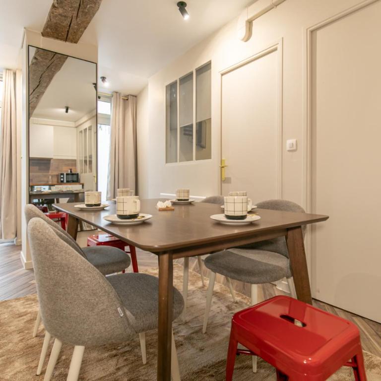 MBA - Splendide appartement Proche Marais - Appartement 2 Chambres - 17