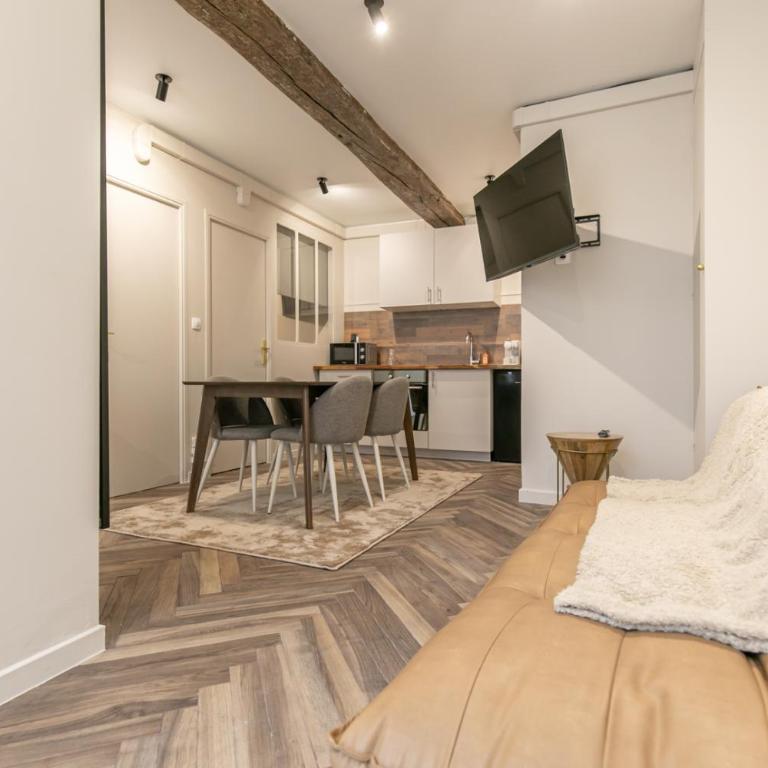 MBA - Splendide appartement Proche Marais - Appartement 2 Chambres - 51