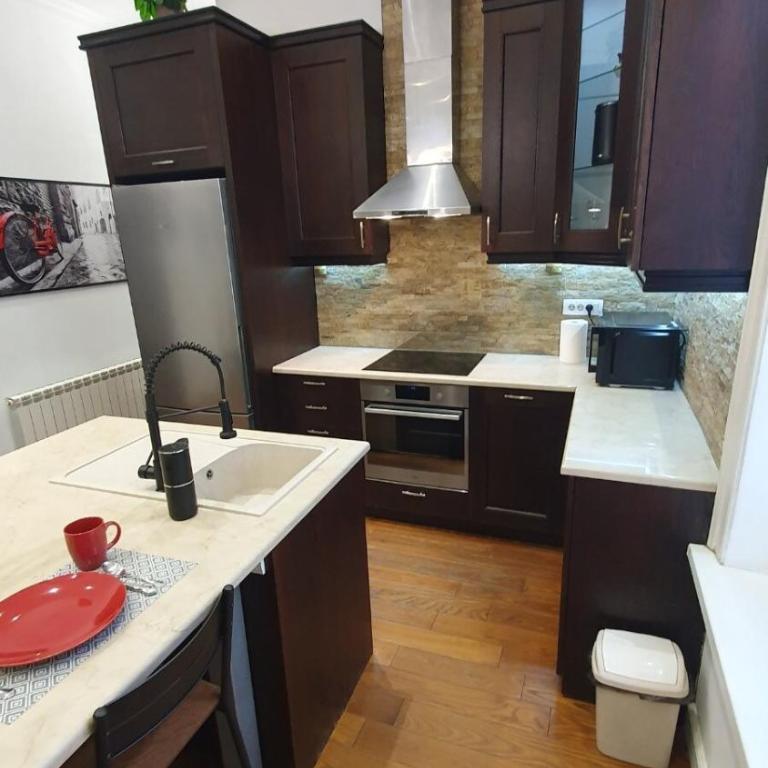 World Traveler - One-Bedroom Apartment - 5