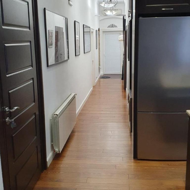 World Traveler - One-Bedroom Apartment - 9
