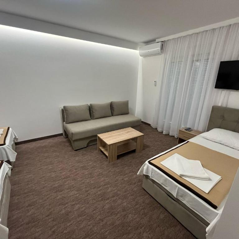 Motel Aura - Apartment - 1