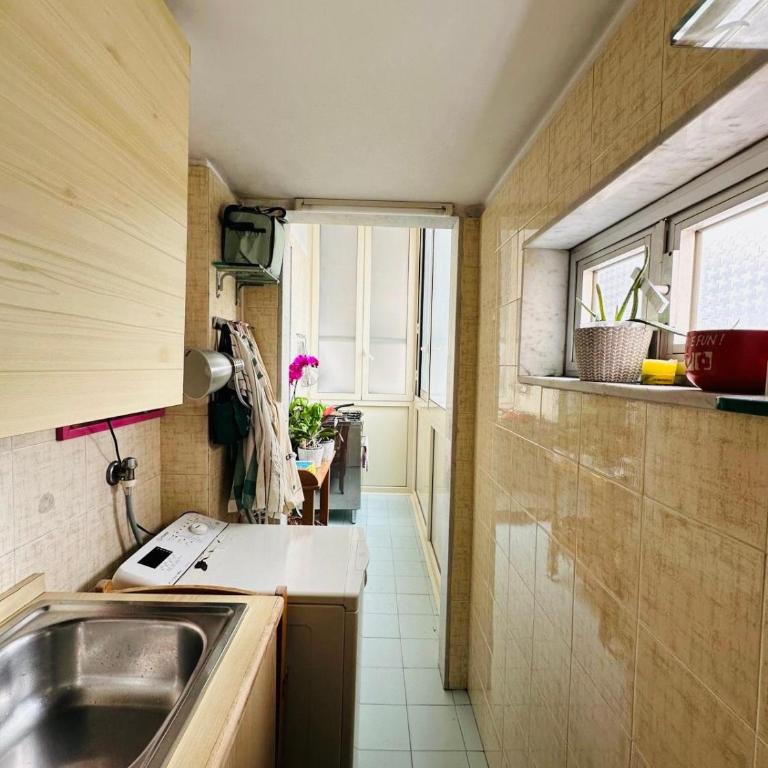 Derossi63 - Two-Bedroom Apartment - 13