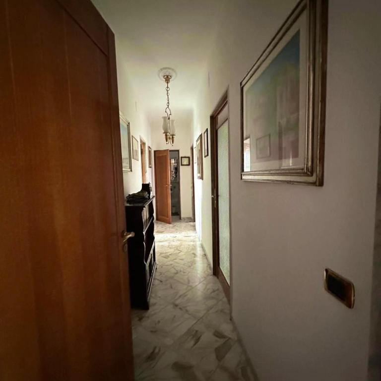 Derossi63 - Two-Bedroom Apartment - 11