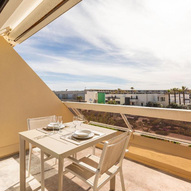 Serenity - Vue mer Design & Terrasse plein sud Héliopolis O - Village Naturiste - Apartment mit 1 Schlafzimmer - 4