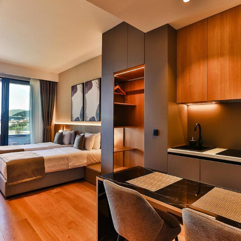 Hotel kingStone Budva - Superior Sea View Studio - 1