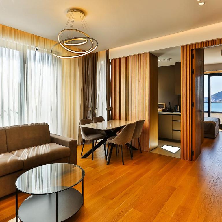 Hotel kingStone Budva - Apartman sa 1 Spavaćom Sobom i Pogledom na More - 2