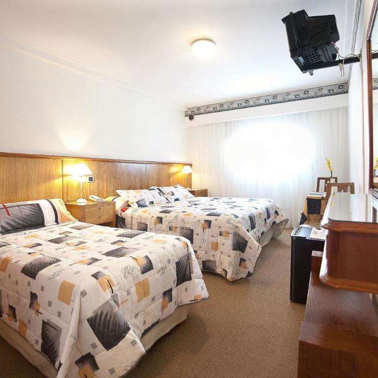 Hotel Bastit - Habitación Triple - 4