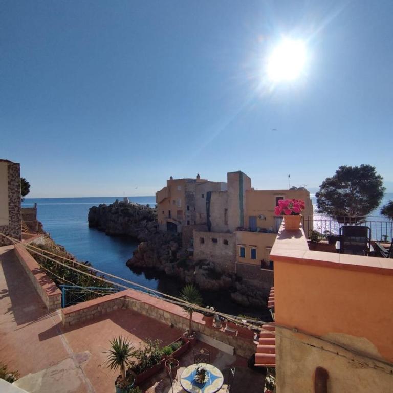 Casa Maria Elena - Two-Bedroom House - 32