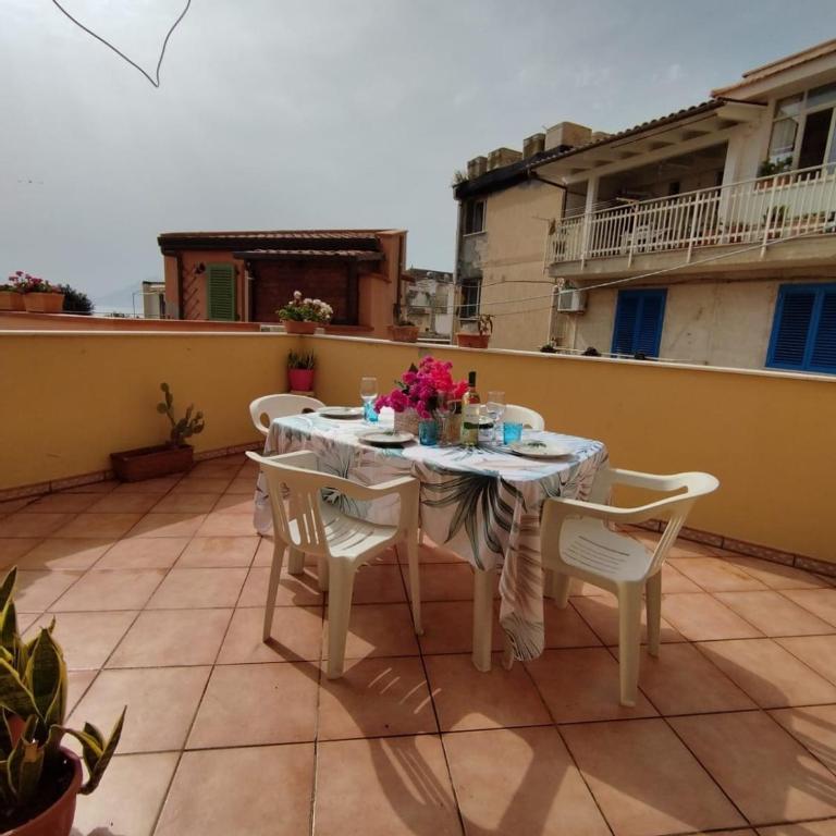 Casa Maria Elena - Two-Bedroom House - 22