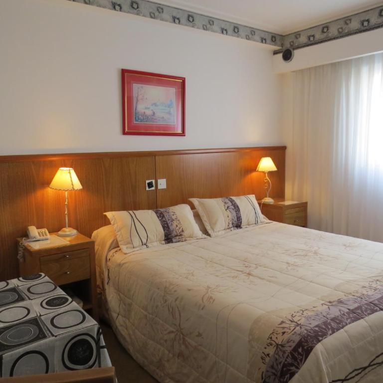 Hotel Bastit - Habitación Doble - 8